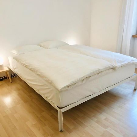 Centrally Located Apartment In 波斯基亚沃 外观 照片