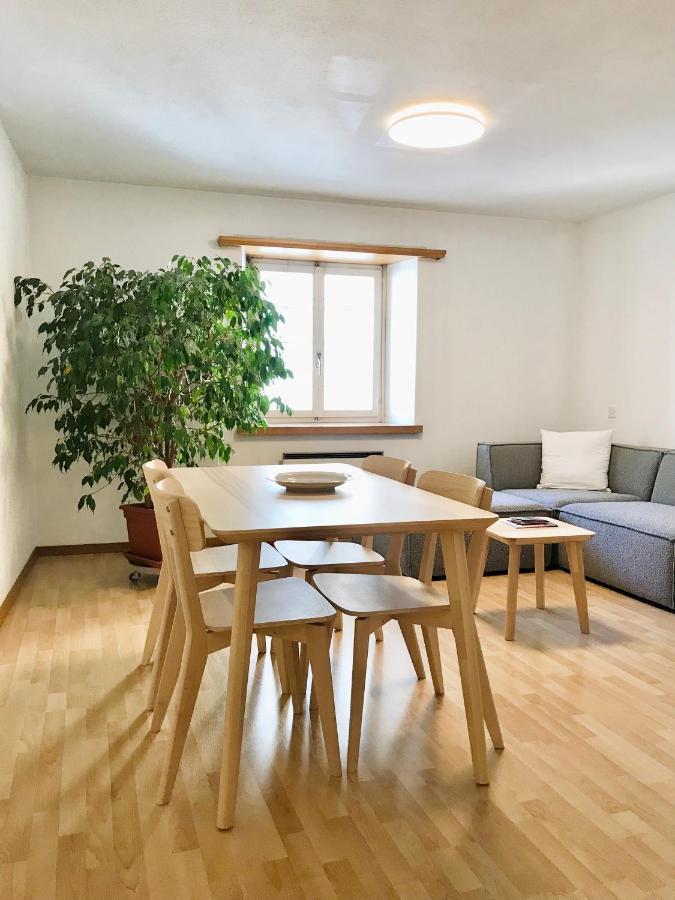 Centrally Located Apartment In 波斯基亚沃 外观 照片